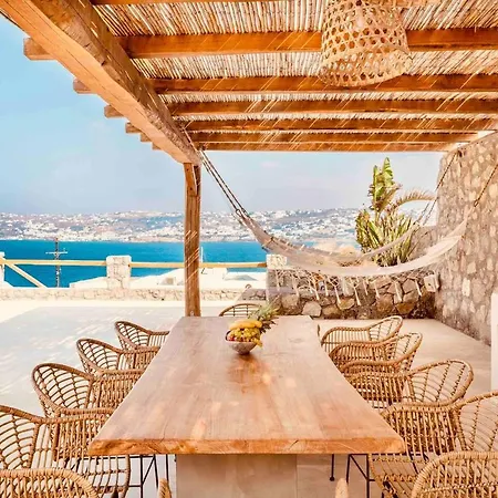 ヴィラ The Blue Diamond *